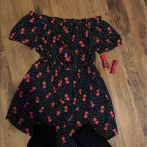 50s inspired black and white dress with cherries - Picture 2 of 10